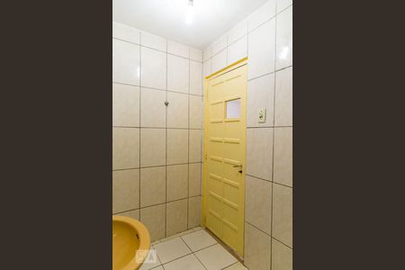 Banheiro de kitnet/studio para alugar com 1 quarto, 40m² em Vila Campestre, São Paulo