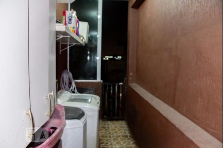 Casa à venda com 180m², 3 quartos e 2 vagas Casa à venda com 180m², 3 quartos e 2 vagasÁrea de Serviço