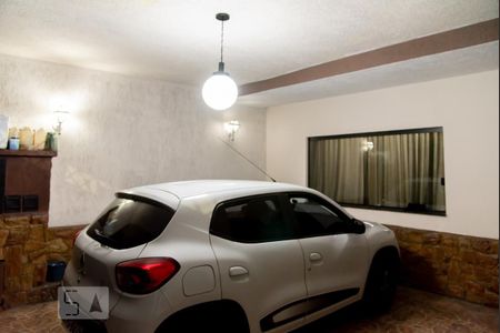 Casa à venda com 180m², 3 quartos e 2 vagas Casa à venda com 180m², 3 quartos e 2 vagasGaragem