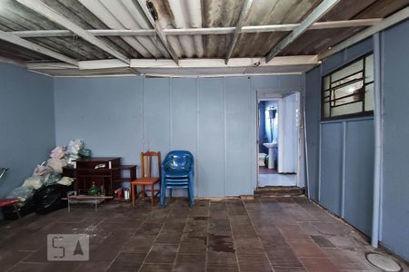 Casa à venda com 85m², 2 quartos e 2 vagasÁrea de serviço 