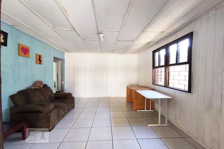 Sala de casa à venda com 2 quartos, 85m² em Niterói, Canoas