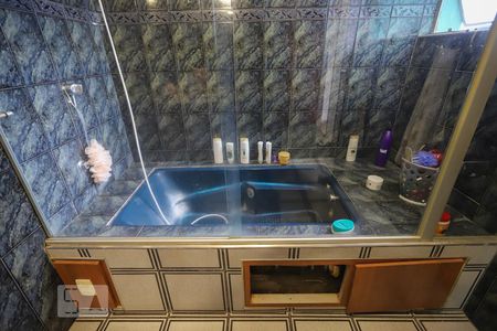 Casa à venda com 220m², 3 quartos e 6 vagas Casa à venda com 220m², 3 quartos e 6 vagasBanheiro da Suíte