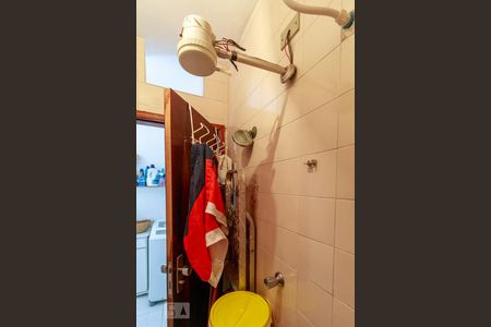 Casa à venda com 265m², 3 quartos e 2 vagasBanheiro de Serviço