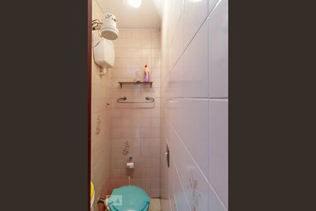 Casa à venda com 265m², 3 quartos e 2 vagasBanheiro de Serviço