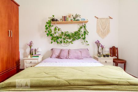 Casa à venda com 265m², 3 quartos e 2 vagasSuíte