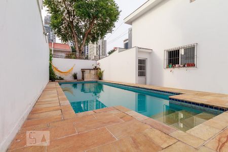 Casa à venda com 265m², 3 quartos e 2 vagasPiscina