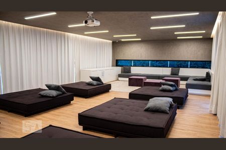 Studio para alugar com 32m², 1 quarto e 1 vagaSala de Cinema