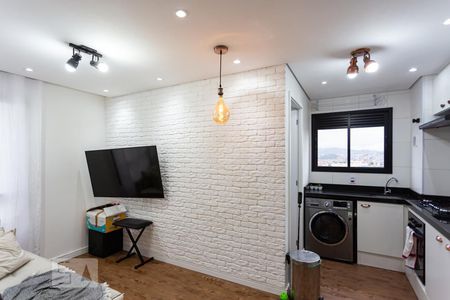 Sala de apartamento para alugar com 2 quartos, 37m² em Presidente Altino, Osasco