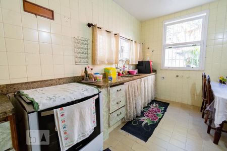 Casa à venda com 564m², 4 quartos e 3 vagasCozinha