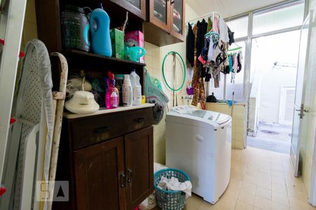 Casa à venda com 564m², 4 quartos e 3 vagasÁrea de Serviço