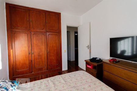 Casa à venda com 564m², 4 quartos e 3 vagasQuarto 1