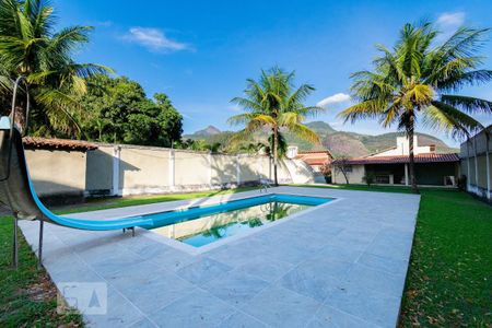 Casa à venda com 564m², 4 quartos e 3 vagasÁrea Externa - Piscina