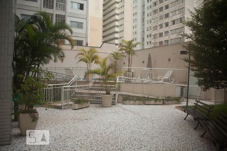 Apartamento para alugar com 79m², 2 quartos e 1 vaga Apartamento para alugar com 79m², 2 quartos e 1 vagaPiscina