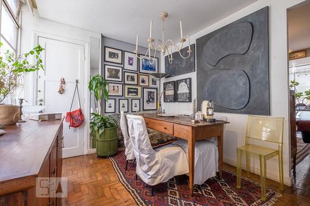 Apartamento à venda com 140m², 3 quartos e 1 vagaSala de Jantar