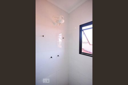 Casa para alugar com 290m², 4 quartos e 2 vagasChuveiro do banheiro