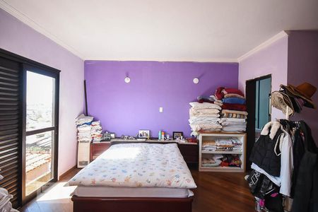 Casa para alugar com 290m², 4 quartos e 2 vagasSuíte