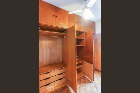 Quarto 1 Armarios de apartamento para alugar com 3 quartos, 65m² em Vila Butantã, São Paulo