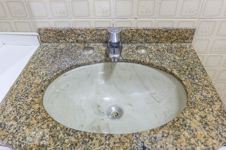 Apartamento para alugar com 65m², 3 quartos e 1 vaga Apartamento para alugar com 65m², 3 quartos e 1 vagaBanheiro
