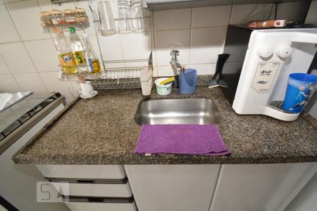 Apartamento à venda com 56m², 2 quartos e 1 vagaCozinha e Área de Serviço - Armários