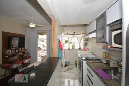 Apartamento à venda com 56m², 2 quartos e 1 vagaCozinha e Área de Serviço