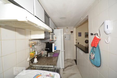 Apartamento à venda com 56m², 2 quartos e 1 vagaCozinha e Área de Serviço