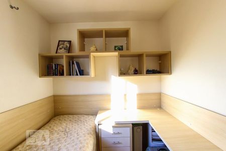 Quarto 2 de casa à venda com 4 quartos, 220m² em Vila Nelson, São Paulo