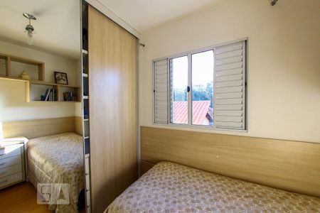 Quarto 2 de casa à venda com 4 quartos, 220m² em Vila Nelson, São Paulo