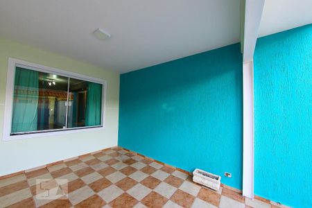 Casa à venda com 220m², 4 quartos e 4 vagasGaragem