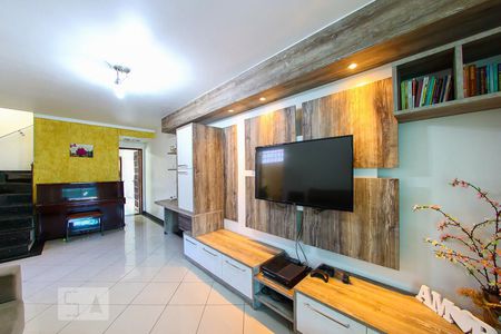 Sala de casa à venda com 4 quartos, 220m² em Vila Nelson, São Paulo