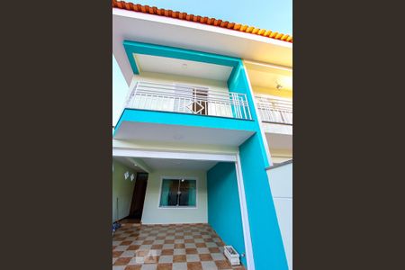 Casa à venda com 220m², 4 quartos e 4 vagasFachada