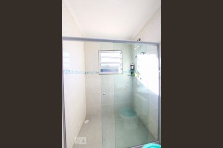 Casa à venda com 220m², 4 quartos e 4 vagasBanheiro da Suite