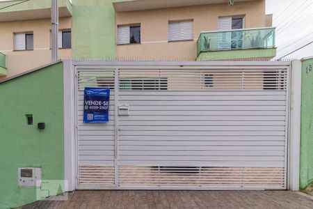 Casa à venda com 100m², 3 quartos e 3 vagasFachada