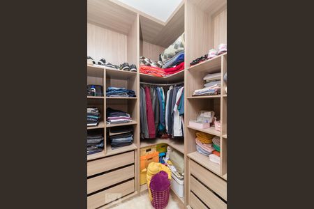 Casa à venda com 100m², 3 quartos e 3 vagasCloset