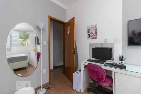 Casa à venda com 100m², 3 quartos e 3 vagasQuarto 2