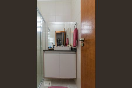 Casa à venda com 100m², 3 quartos e 3 vagasBanheiro suíte