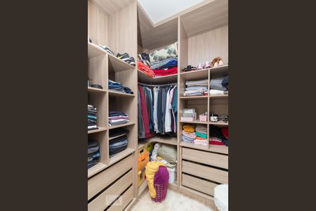 Casa à venda com 100m², 3 quartos e 3 vagasCloset