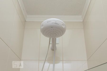 Casa à venda com 100m², 3 quartos e 3 vagasChuveiro