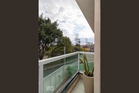 Casa à venda com 100m², 3 quartos e 3 vagasVaranda