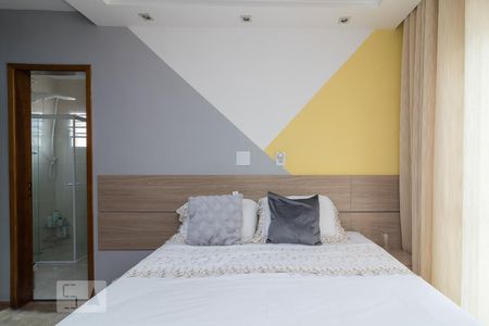 Casa à venda com 100m², 3 quartos e 3 vagasSuíte