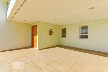 Casa de condomínio à venda com 283m², 3 quartos e 5 vagasGaragem