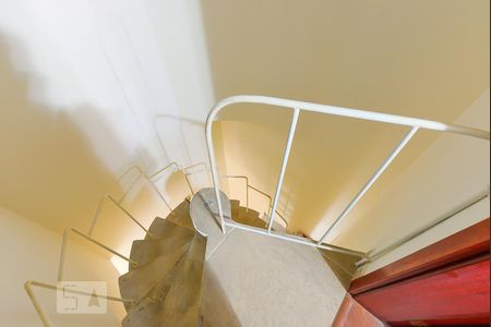 Casa de condomínio à venda com 283m², 3 quartos e 5 vagasSuíte 2