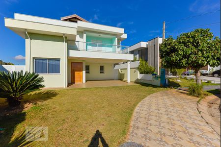 Casa de condomínio à venda com 283m², 3 quartos e 5 vagasFachada