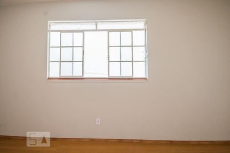 Sala de casa para alugar com 5 quartos, 212m² em Centro, Campinas