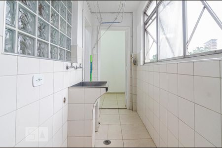 Apartamento para alugar com 97m², 2 quartos e 1 vagaÁrea de serviço