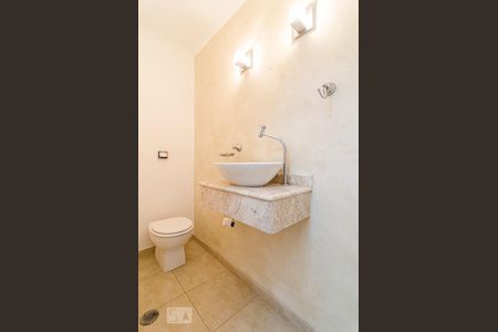 Lavabo de apartamento para alugar com 2 quartos, 97m² em Vila Madalena, São Paulo