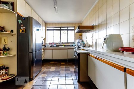 Casa à venda com 260m², 4 quartos e 3 vagasCozinha