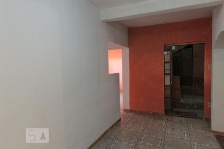 Sala de casa para alugar com 2 quartos, 120m² em Paraíso, Belo Horizonte
