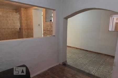 Sala de casa para alugar com 2 quartos, 120m² em Paraíso, Belo Horizonte