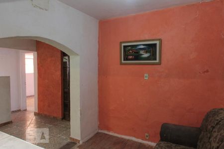 Sala de casa para alugar com 2 quartos, 120m² em Paraíso, Belo Horizonte
