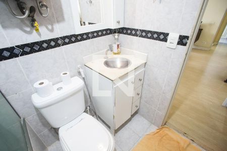 Banheiro Social de apartamento para alugar com 1 quarto, 59m² em Tanque, Rio de Janeiro